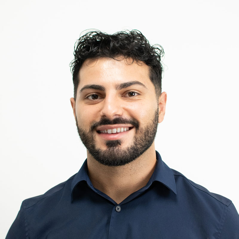 Aram Zetlyan Headshot